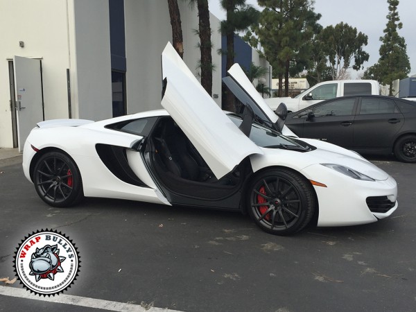 3M Gloss White McLaren Car Wrap