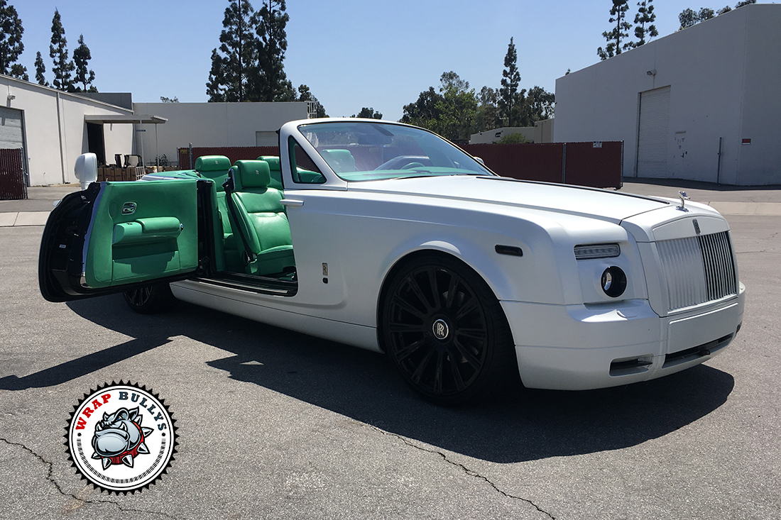 Regal Refinement: Avery Satin Pearl White Adorns the Rolls Royce Phantom Drophead