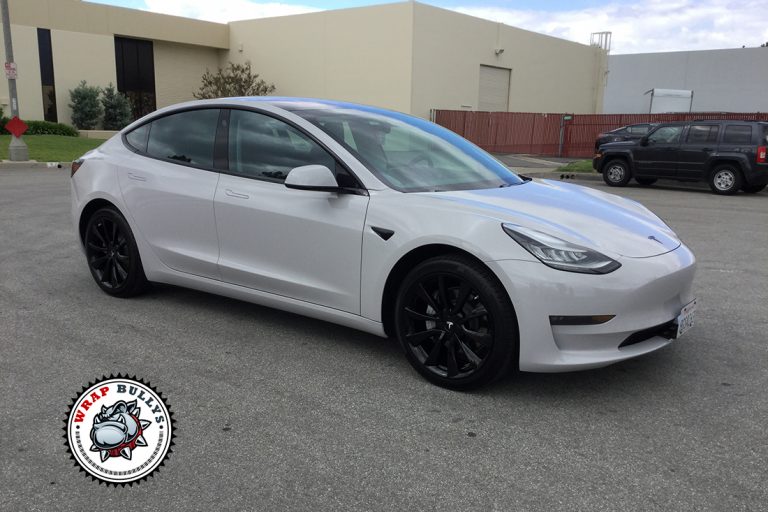 Tesla Model 3 3M Gloss Storm Gray Wrap Gardena