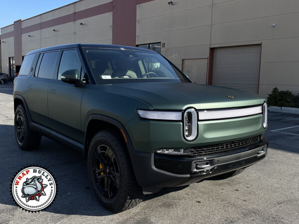 Embrace the Extraordinary: Rivian R1S Transformed with 3M Matte Pine Green Car Wrap